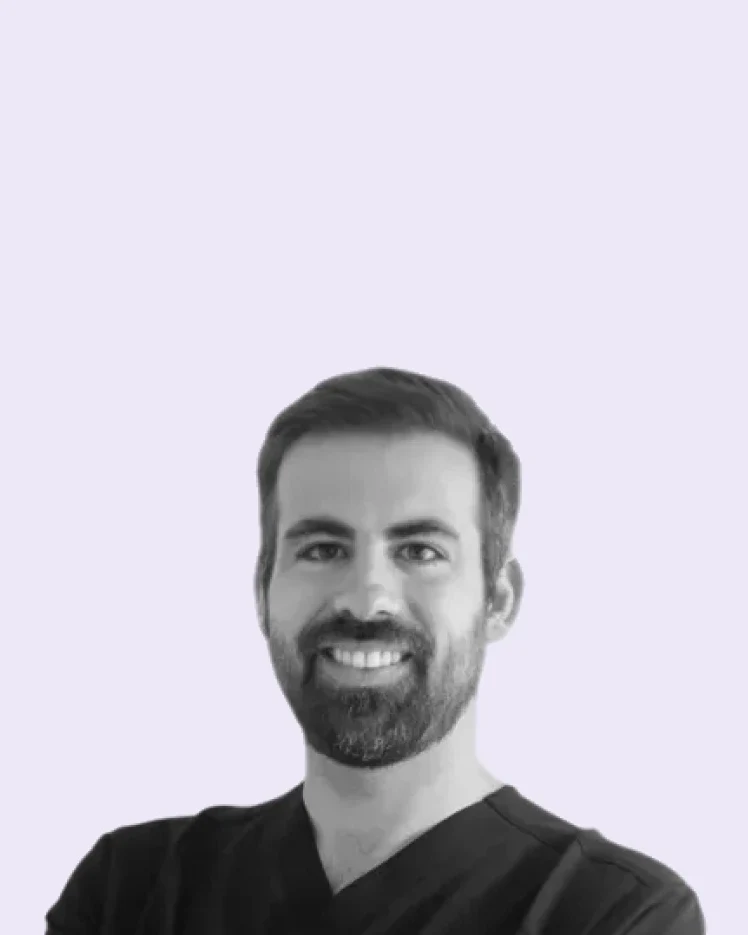 Oscar Moreno, Dentist